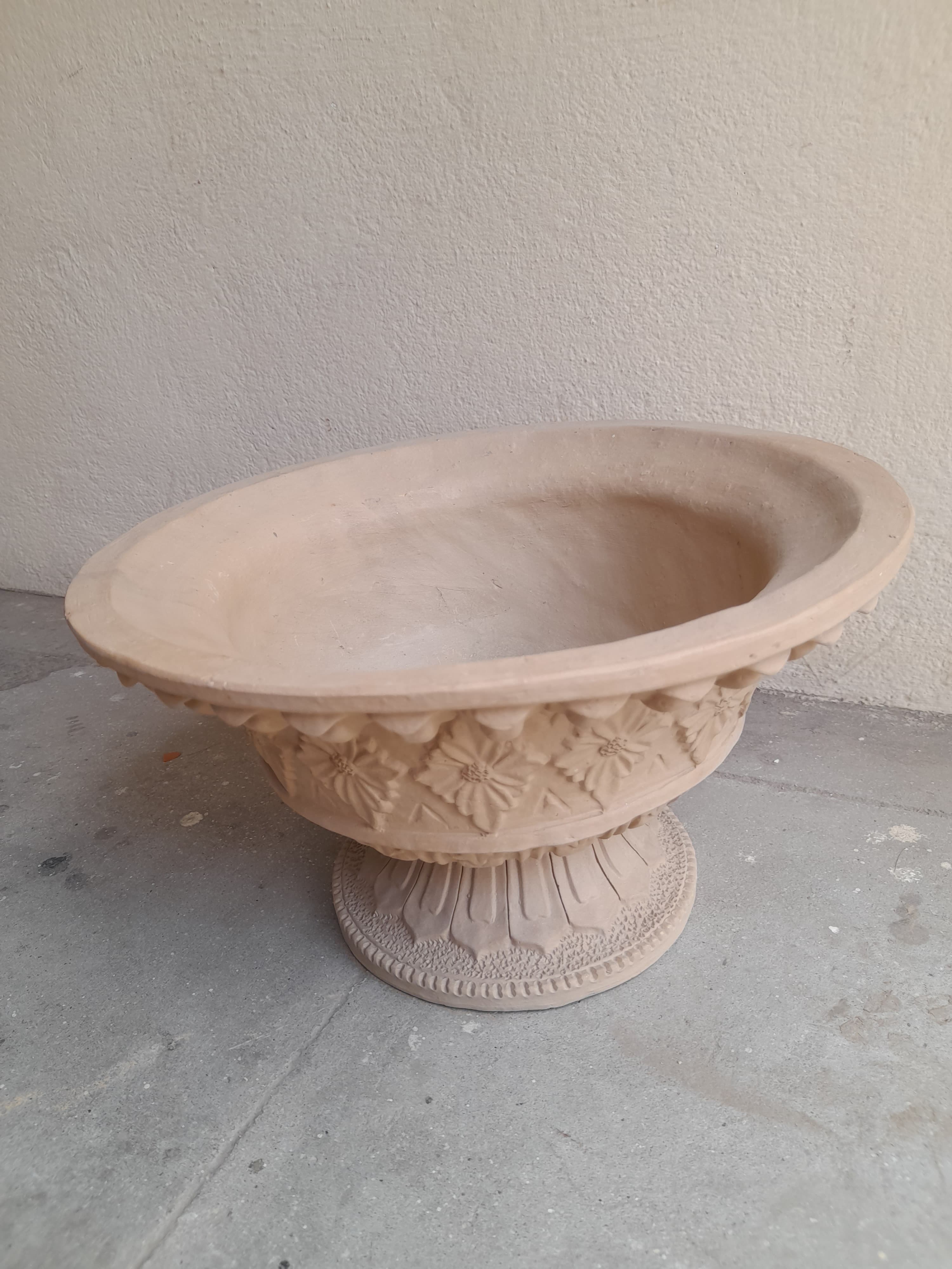 Rounded Circular Vase